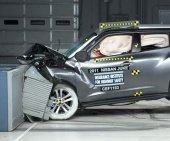 2014 Nissan Juke IIHS Frontal Impact Crash Test Picture